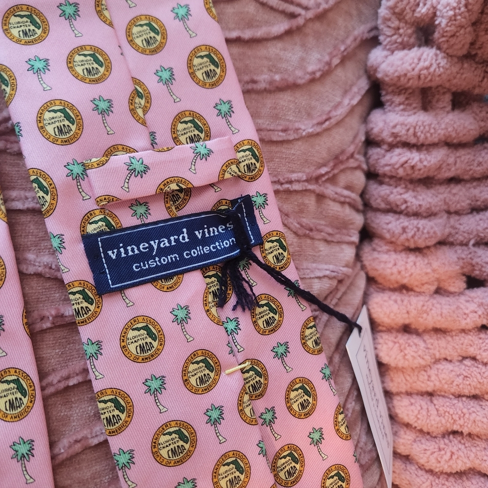 Pink Patterned Tie - Picture 4 of 6
